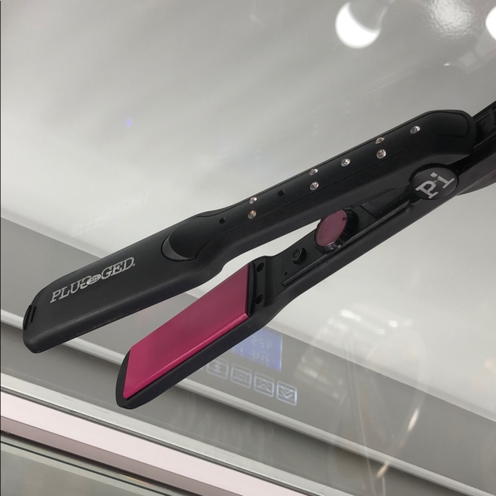 Hair Straightener